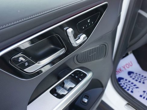 Certified 2025 Mercedes-Benz GLC 300 4MATIC image 22