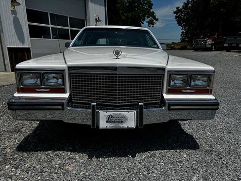 Used 1988 Cadillac Brougham Base image 3