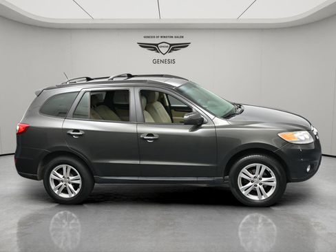 Used 2012 Hyundai Santa Fe Limited w/ Navigation Pkg 4 FWD image 12