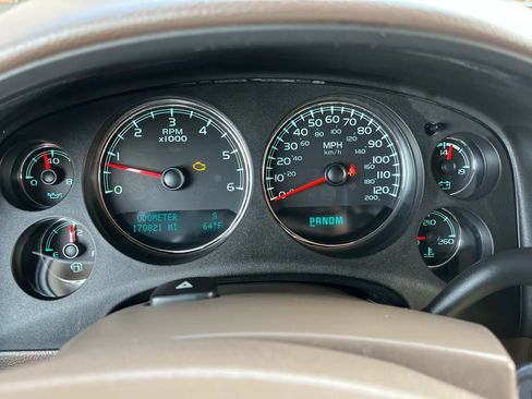 Used 2011 Chevrolet Tahoe LT w/ Luxury Package image 16