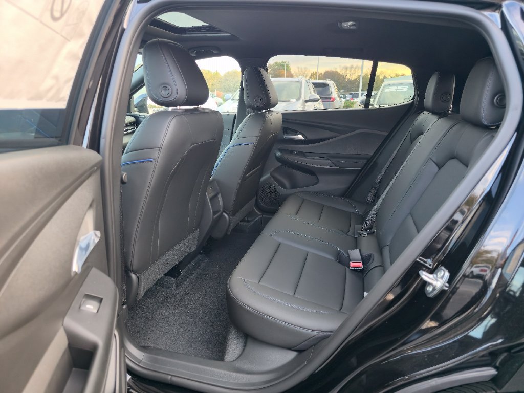 New 2026 Buick Envista Sport Touring w/ Convenience I Package FWD image 25