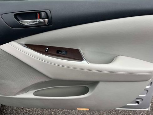 Used 2012 Lexus ES 350 FWD image 25