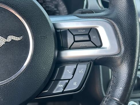 Used 2016 Ford Mustang Coupe RWD image 16