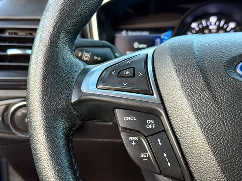 Used 2019 Ford Fusion Energi Titanium image 41