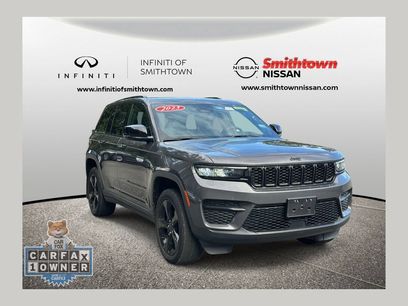 Used 2023 Jeep Grand Cherokee Altitude
