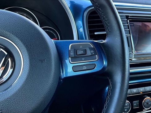 Used 2019 Volkswagen Beetle 2.0T SE image 11