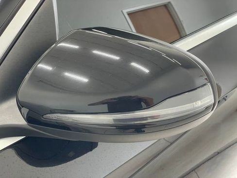 Used 2019 Mercedes-Benz GLC 300 GLC 300 image 34