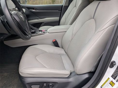 Used 2024 Toyota Camry XSE image 21