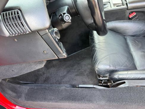 Used 1996 Chevrolet Corvette Coupe RWD image 25