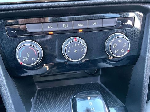 Used 2025 Volkswagen Taos S image 30