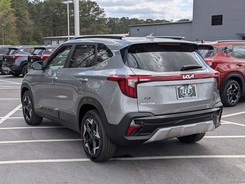 New 2026 Kia Seltos EX FWD image 5