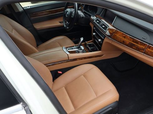 Used 2015 BMW 740i RWD image 29