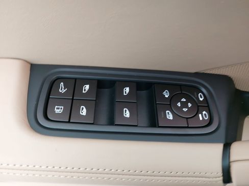 New 2026 Porsche Cayenne E-Hybrid image 30