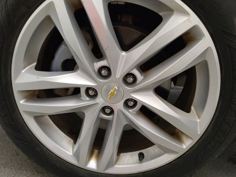 Used 2020 Chevrolet Equinox Premier image 31