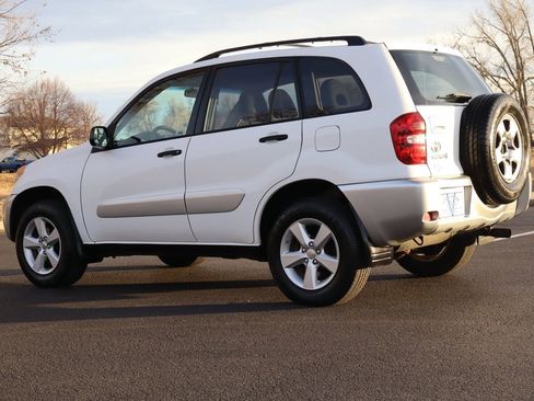Used 2005 Toyota RAV4 4WD image 7