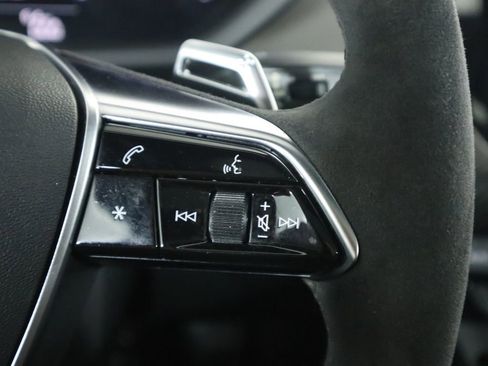 Used 2022 Audi e-tron GT Premium Plus w/ Performance Package image 12