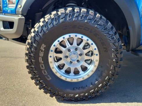 Used 2018 Ford F150 Raptor w/ Equipment Group 802A Luxury AWD/4WD image 36