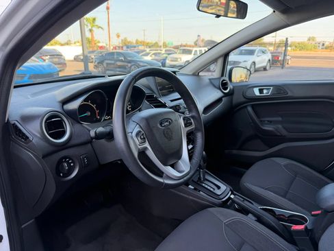 Used 2014 Ford Fiesta SE w/ Equipment Group 201A FWD image 20