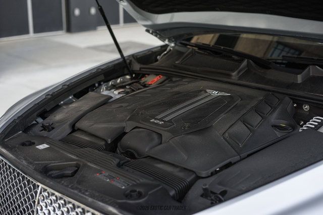 Used 2021 Bentley Bentayga AWD/4WD image 17
