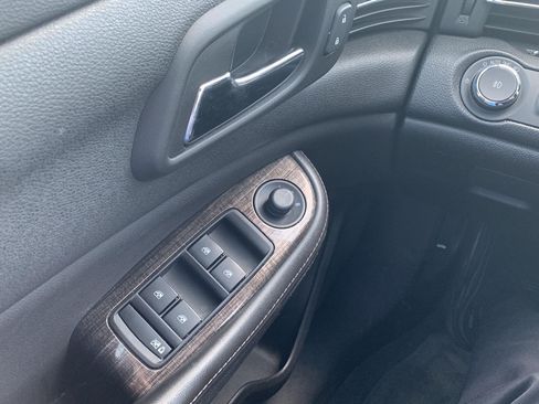 Used 2014 Chevrolet Malibu LTZ FWD image 12