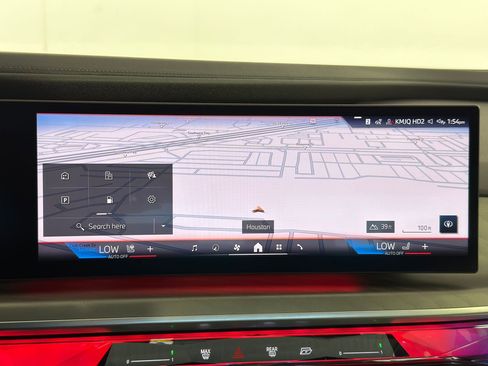 Certified 2023 BMW 760i xDrive image 25