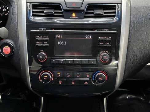 Used 2014 Nissan Altima 2.5 S w/ Display Audio Package FWD image 28