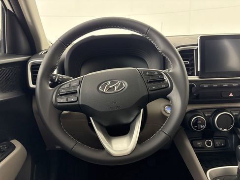 New 2026 Hyundai Venue SEL image 20