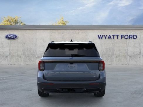 New 2026 Ford Explorer ST-Line w/ ST-Line Street Pack AWD/4WD image 6
