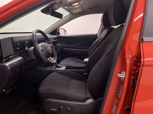 Used 2024 Hyundai Kona SEL image 14