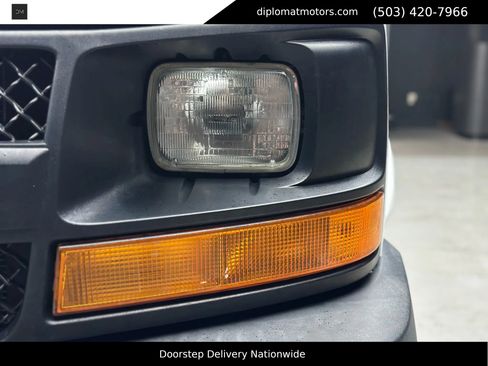 Used 2017 Chevrolet Express 2500 LS image 13