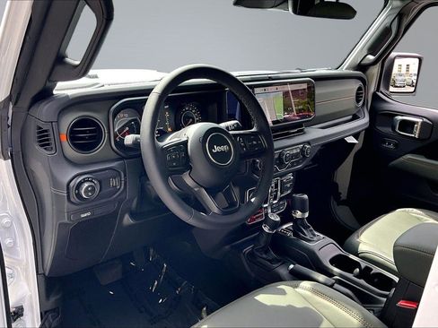 New 2026 Jeep Gladiator Mojave AWD/4WD image 7
