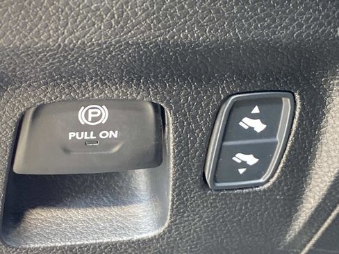 Certified 2026 RAM 1500 Laramie AWD/4WD image 30