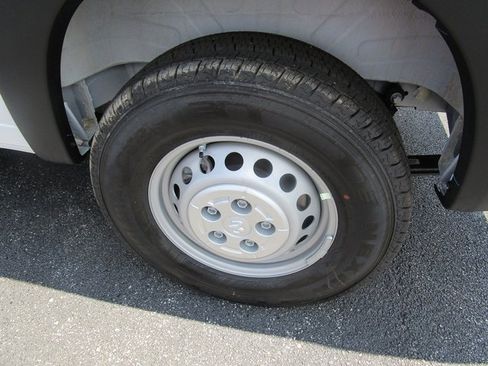 New 2024 RAM ProMaster 1500 w/ Convenience Group image 11