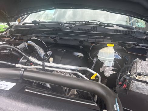 Used 2015 RAM 1500 Express AWD/4WD image 12