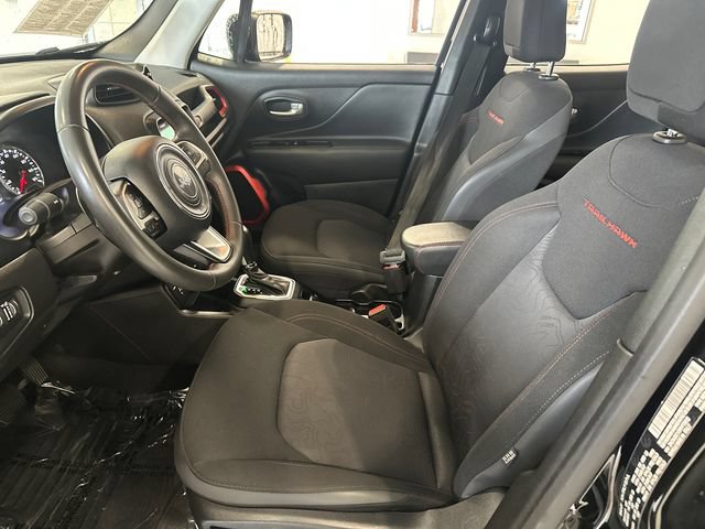 Used 2023 Jeep Renegade Trailhawk AWD/4WD image 23