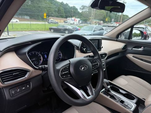 Used 2019 Hyundai Santa Fe SE FWD image 13