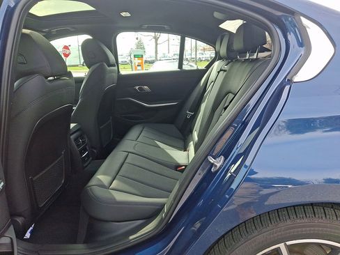 Used 2021 BMW 330i xDrive Sedan w/ Convenience Package image 14