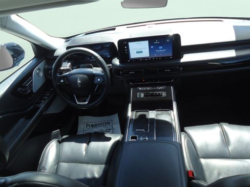Used 2025 Lincoln Aviator Reserve w/ Equipment Group 201A AWD/4WD image 10