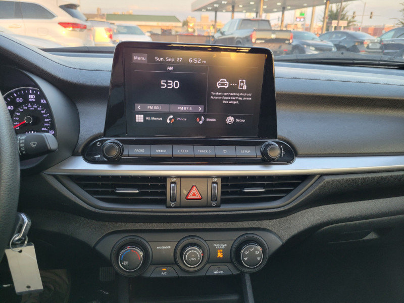 Used 2022 Kia Forte LXS FWD image 39