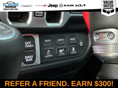 Used 2025 Jeep Wrangler Unlimited Rubicon image 30