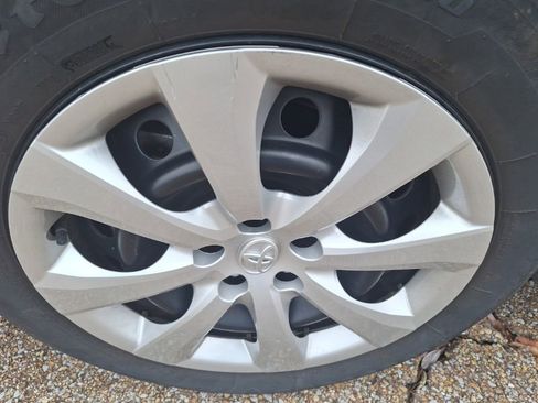 Used 2024 Toyota Corolla LE image 11