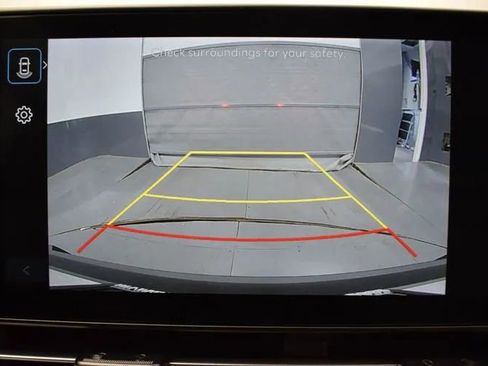 Used 2025 Hyundai Kona SEL FWD image 32