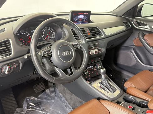 Used 2018 Audi Q3 2.0T Premium Plus w/ Premium Plus Package image 4