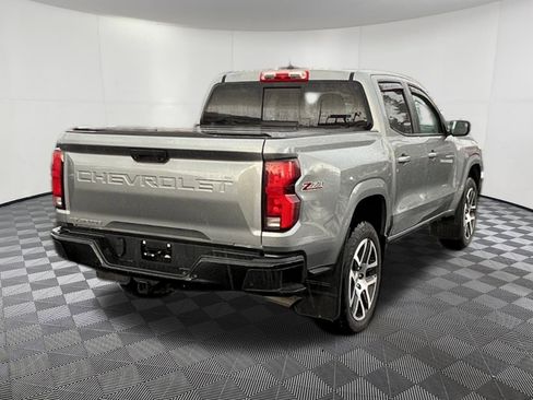 Used 2023 Chevrolet Colorado Z71 w/ Z71 Convenience Package 2 image 6