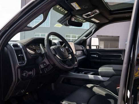 New 2026 RAM 2500 Laramie w/ Night Edition image 26