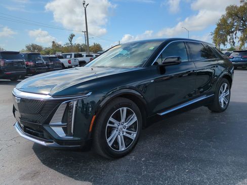 Certified 2024 Cadillac Lyriq Tech image 8