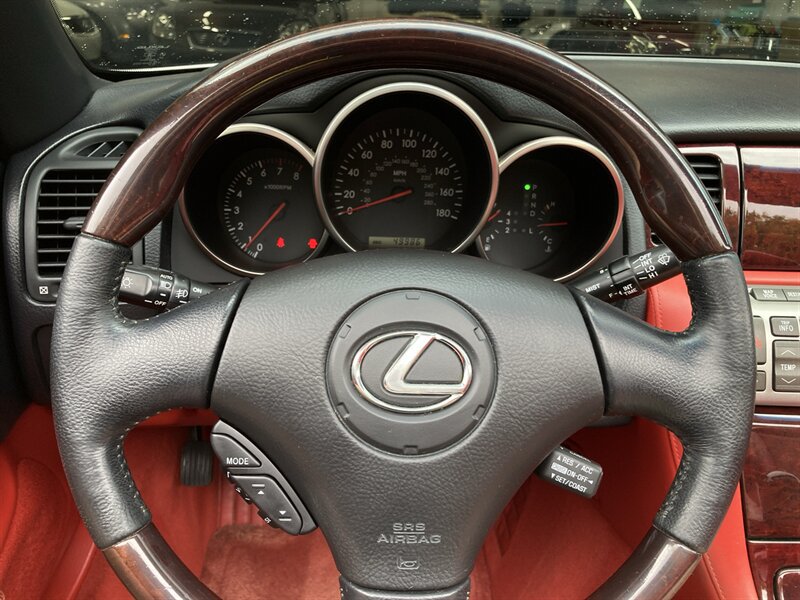 Used 2002 Lexus SC 430 Convertible RWD image 23