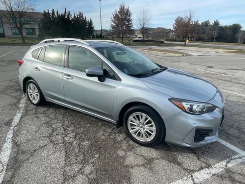 Used 2017 Subaru Impreza 2.0i Premium image 6