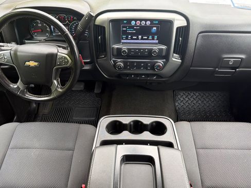 Used 2018 Chevrolet Silverado 1500 LT AWD/4WD image 13