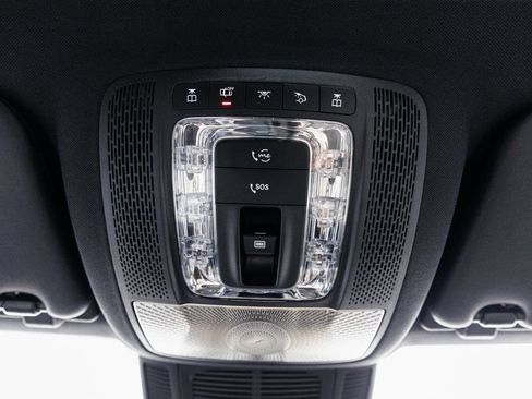 Used 2025 Mercedes-Benz GLS 450 4MATIC image 25